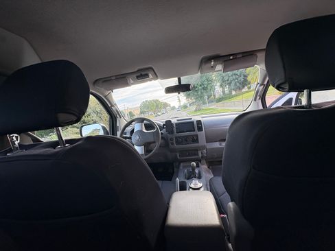 Used 2013 Nissan Frontier S w/ S Preferred Pkg image 14