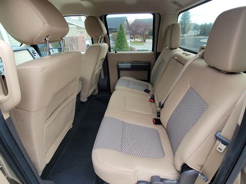 Used 2014 Ford F250 XLT w/ XLT Value Package image 4