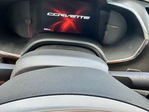 Used 2015 Chevrolet Corvette Z06 w/ 3LZ Preferred Equipment Group RWD image 12