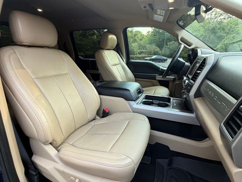 Used 2020 Ford F250 Lariat w/ Lariat Ultimate Package AWD/4WD image 18