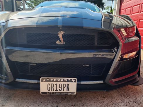 Used 2020 Ford Mustang Shelby GT500 w/ Carbon Fiber Track Pack RWD image 4