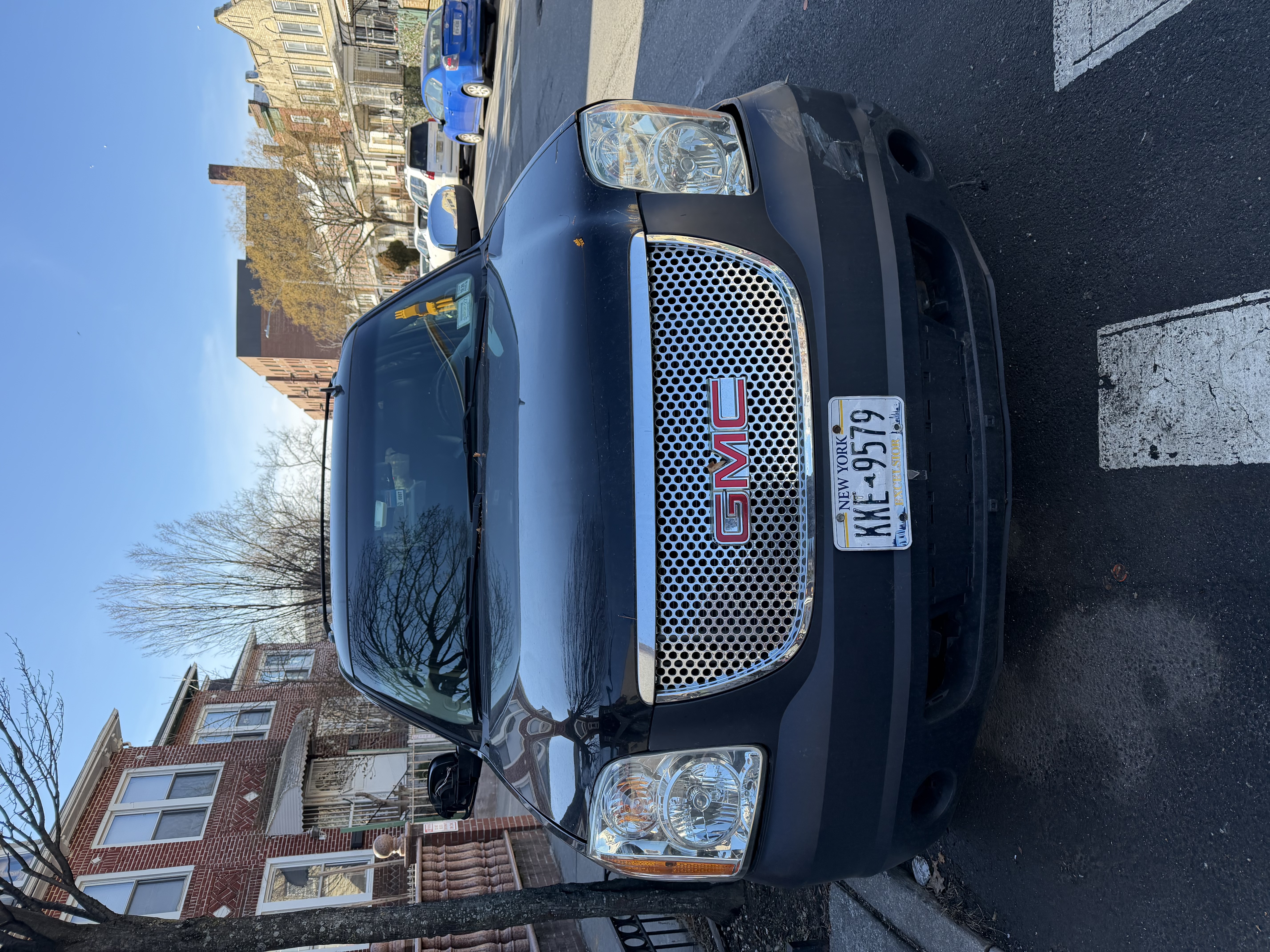 Used 2013 GMC Yukon XL SLT AWD/4WD image 9
