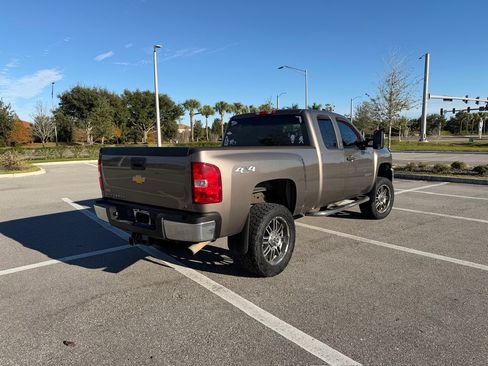 Used 2012 Chevrolet Silverado 2500 W/T w/ Snow Plow Prep Package image 32