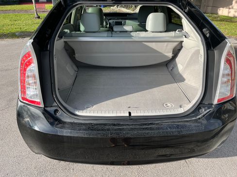 Used 2014 Toyota Prius Four image 14