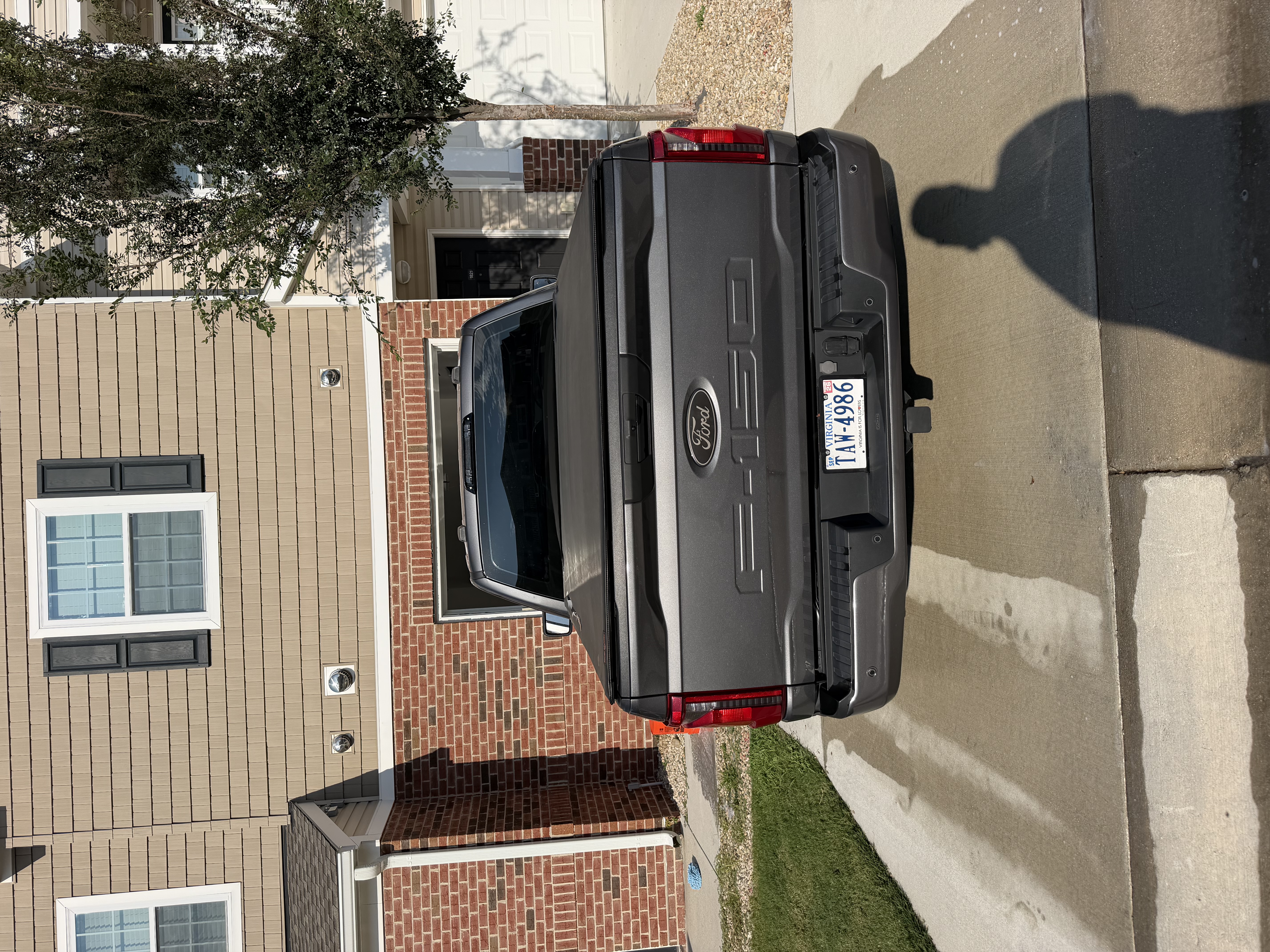 Used 2024 Ford F150 XL RWD image 6
