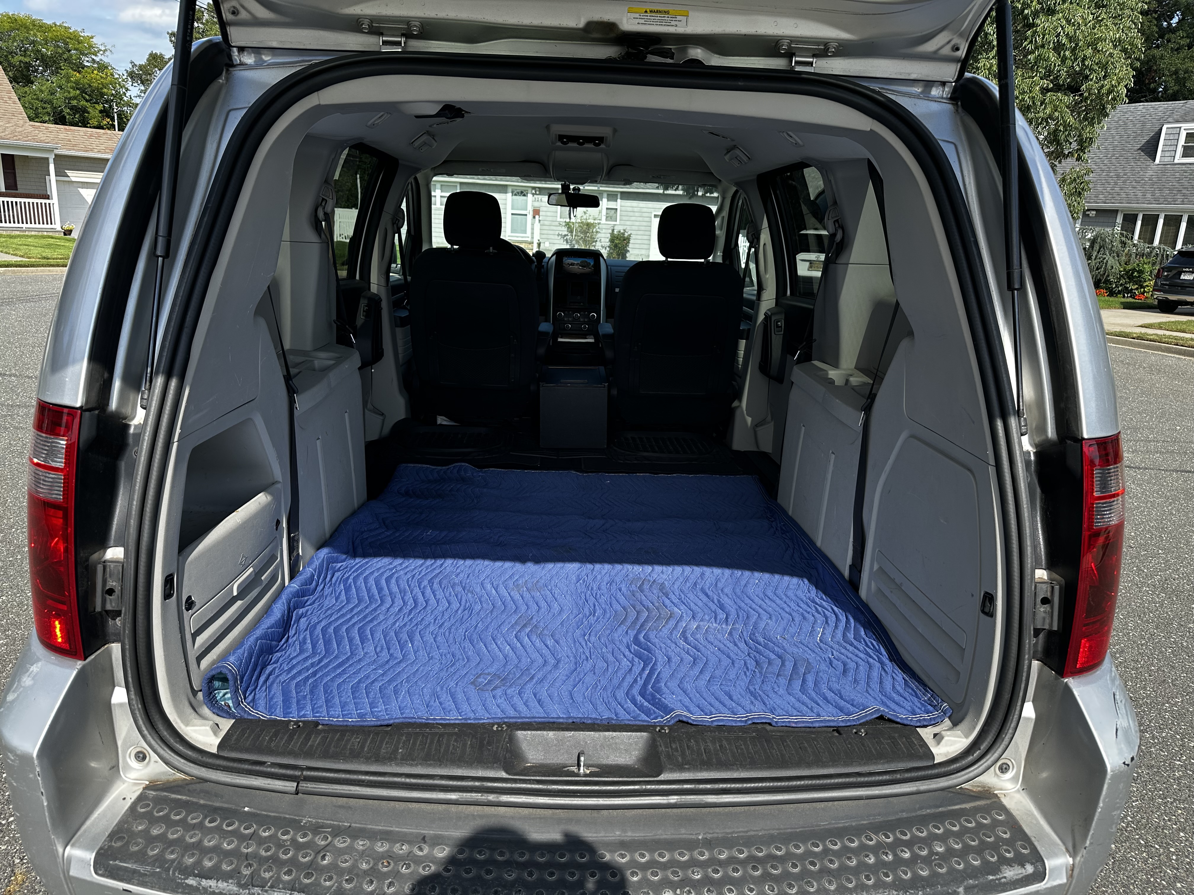 Used 2010 Dodge Grand Caravan SE FWD image 18