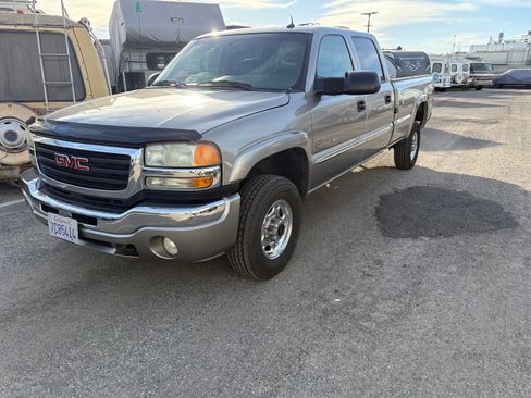 Used 2003 GMC Sierra 2500 SLT w/ SLT Preferred Equipment Group image 5