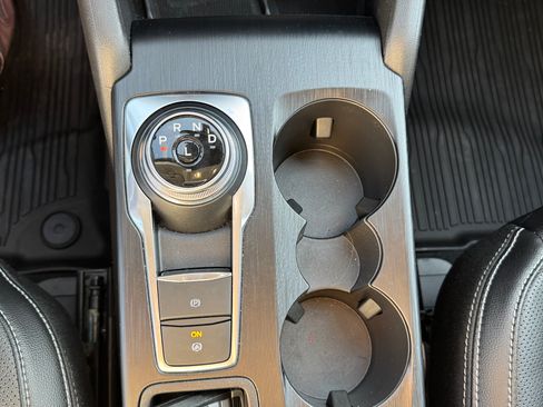 Used 2024 Ford Escape Platinum w/ Premium Technology Package image 20