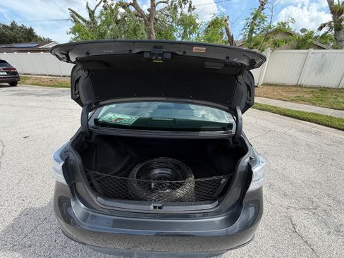 Used 2011 Lexus HS 250h FWD image 12
