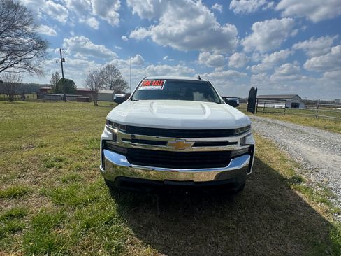 Used 2022 Chevrolet Silverado 1500 LT image 4