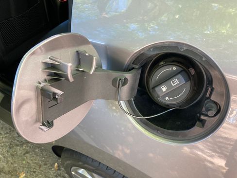 Used 2020 Hyundai Elantra GT N Line image 12