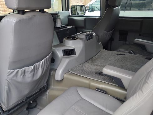 Used 2003 HUMMER H1 4-Door Wagon image 5