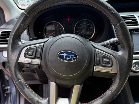 Used 2016 Subaru Crosstrek 2.0i Premium w/ Moonroof Package AWD/4WD image 17