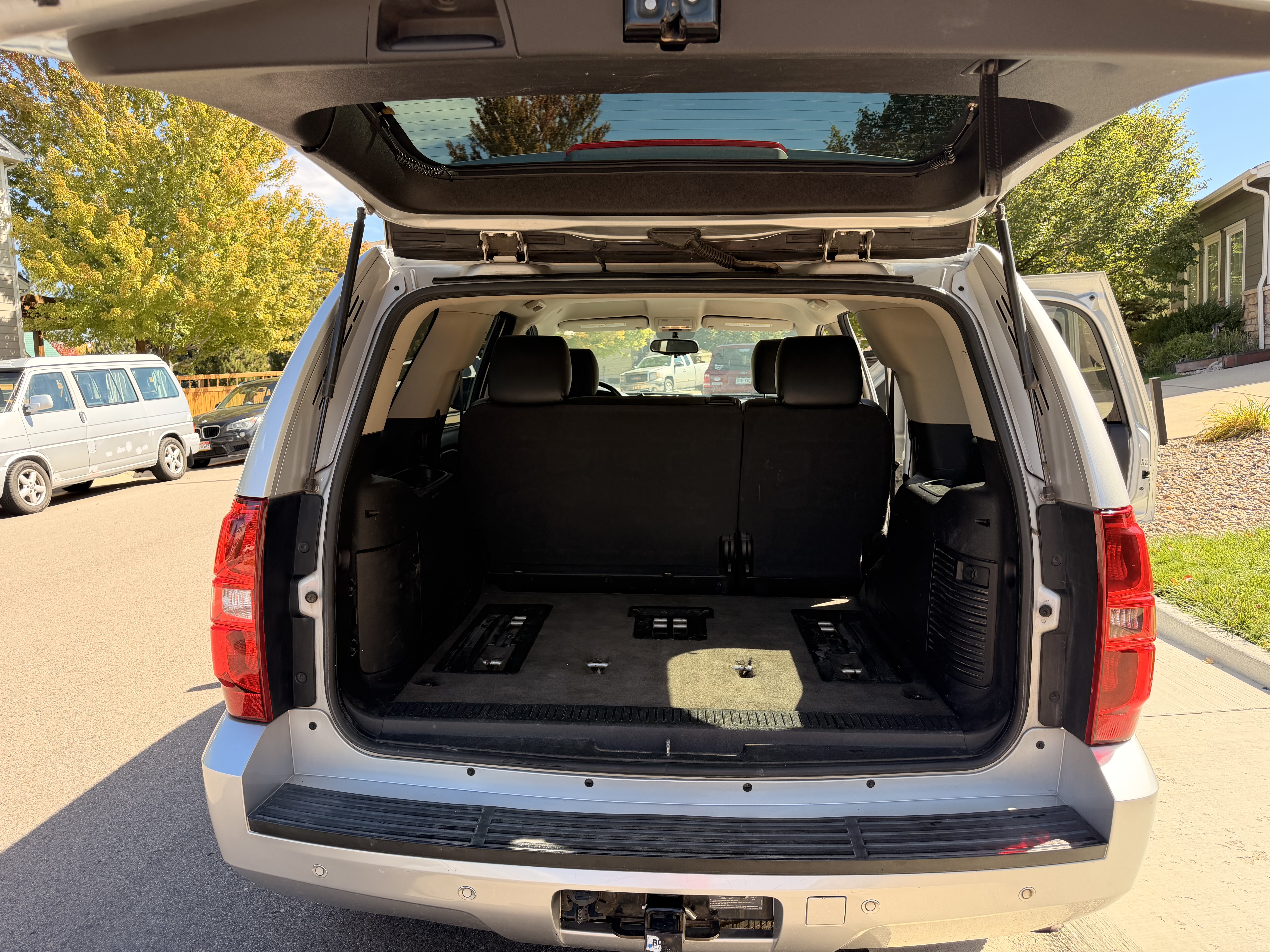 Used 2013 Chevrolet Tahoe LT AWD/4WD image 10