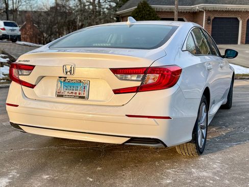 Used 2022 Honda Accord LX image 6
