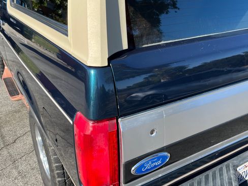 Used 1995 Ford Bronco image 9