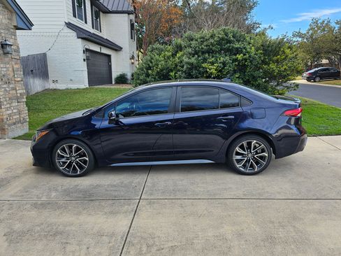 Used 2021 Toyota Corolla XSE w/ Carpet Mat Package (TMS) image 1