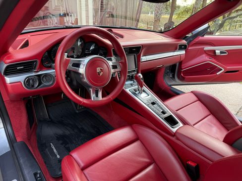 Used 2012 Porsche 911 Carrera S image 13