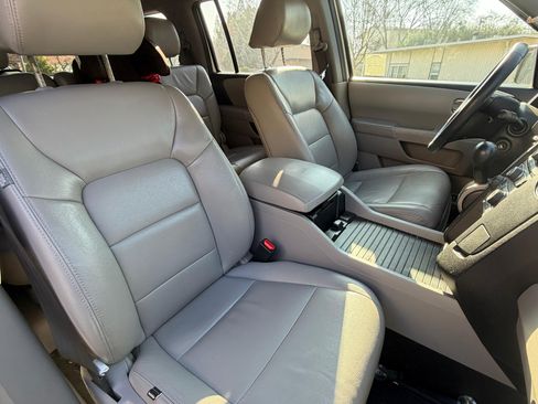 Used 2015 Honda Pilot EX image 12
