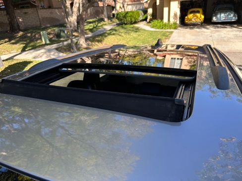 Used 2020 Jeep Grand Cherokee Limited w/ Luxury Group II image 19