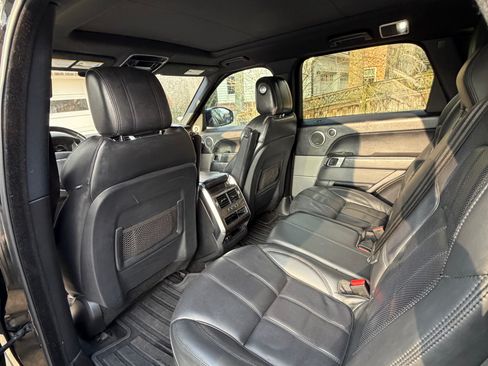 Used 2016 Land Rover Range Rover Sport Supercharged image 16