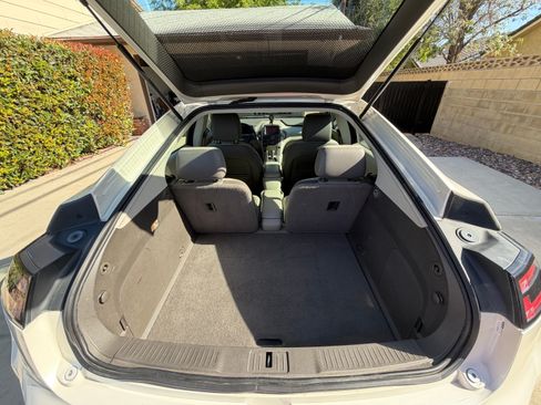Used 2013 Chevrolet Volt Premium w/ Premium Trim Package FWD image 6