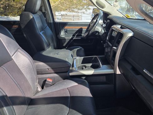 Used 2018 RAM 3500 Laramie image 10