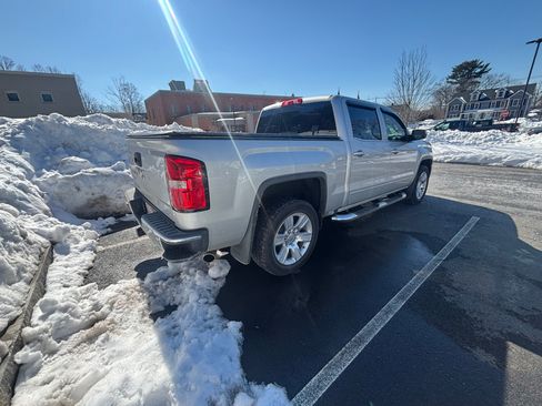 Used 2017 GMC Sierra 1500 SLE w/ SLE Value Package image 10