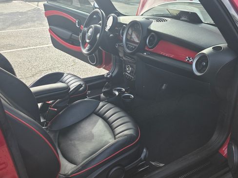 Used 2011 MINI Cooper John Cooper Works image 25