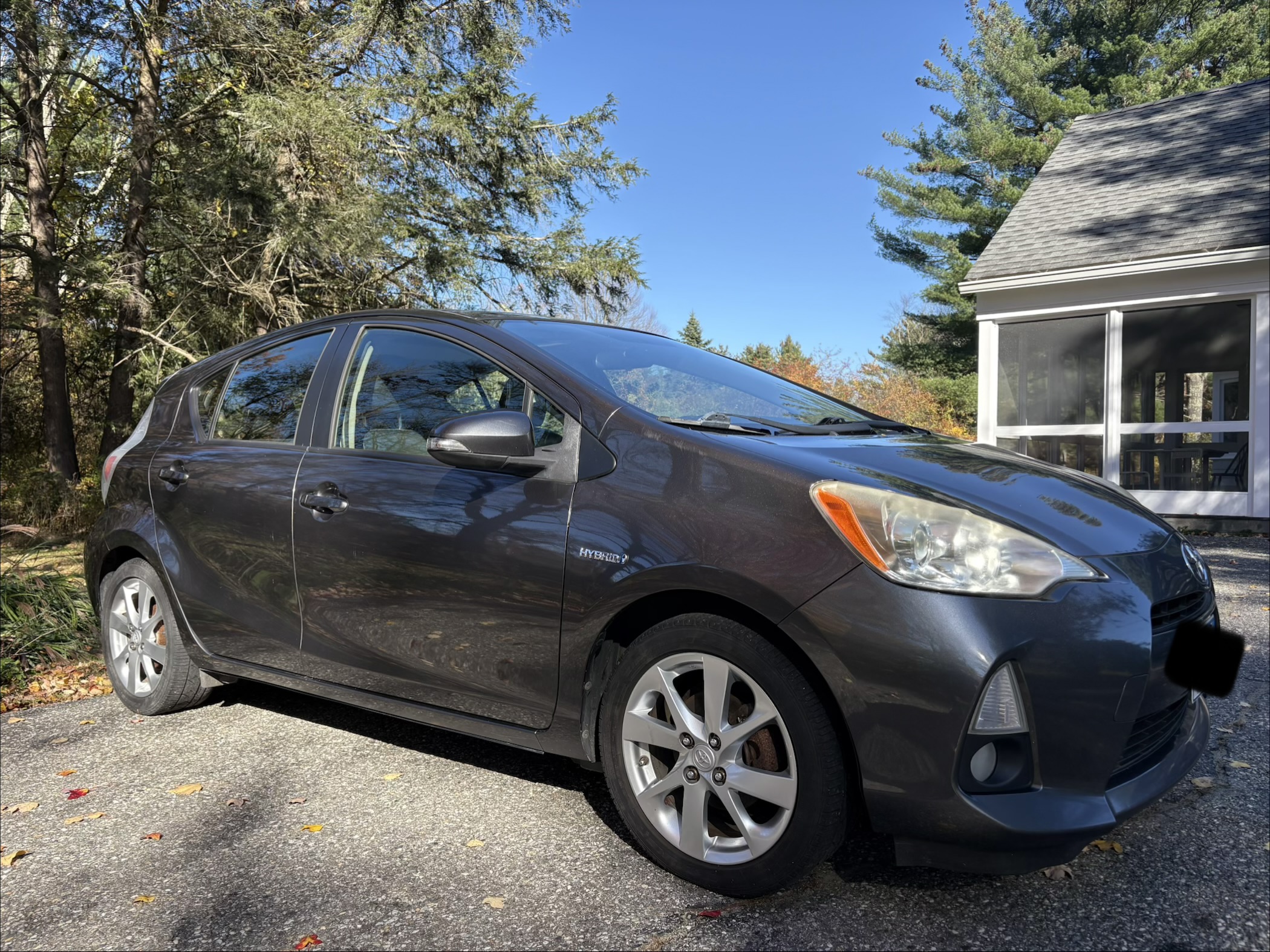 Used 2012 Toyota Prius C Four w/ Alloy Wheel Pkg FWD image 8
