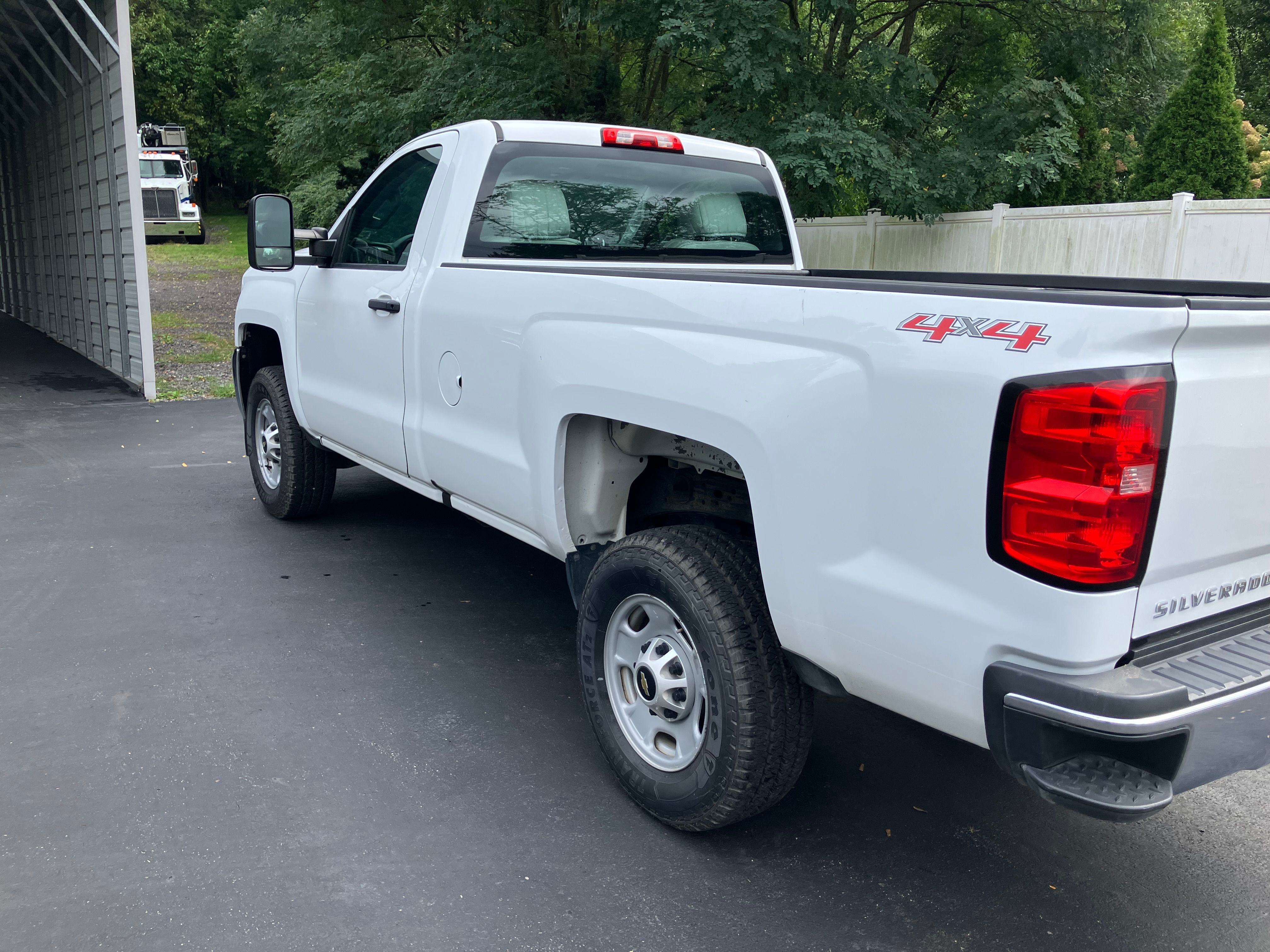 Used 2016 Chevrolet Silverado 2500 W/T AWD/4WD image 10