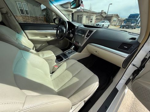 Used 2012 Subaru Legacy 2.5i Premium AWD/4WD image 11