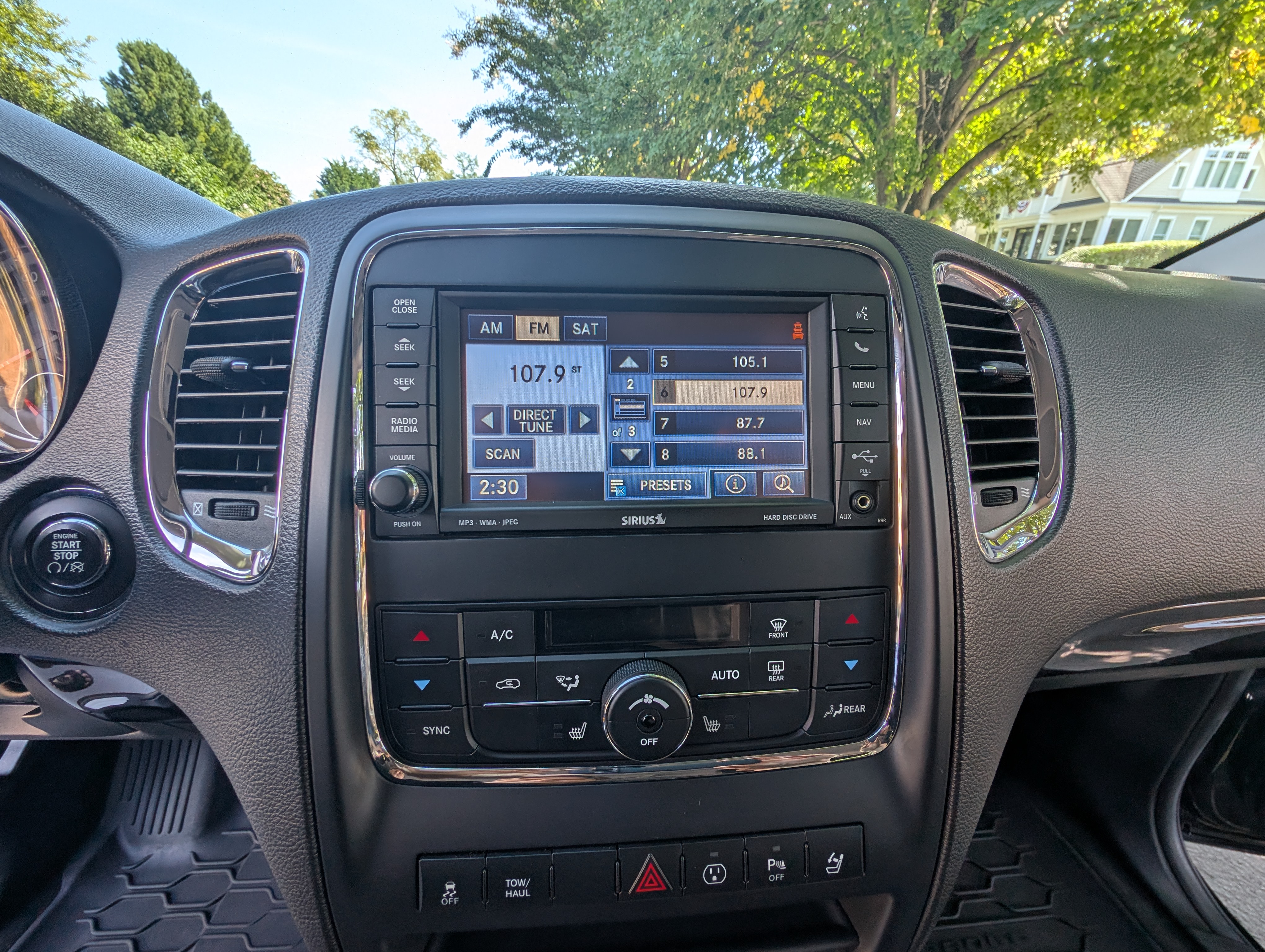 Used 2013 Dodge Durango R/T w/ Leather Interior Group RWD image 18