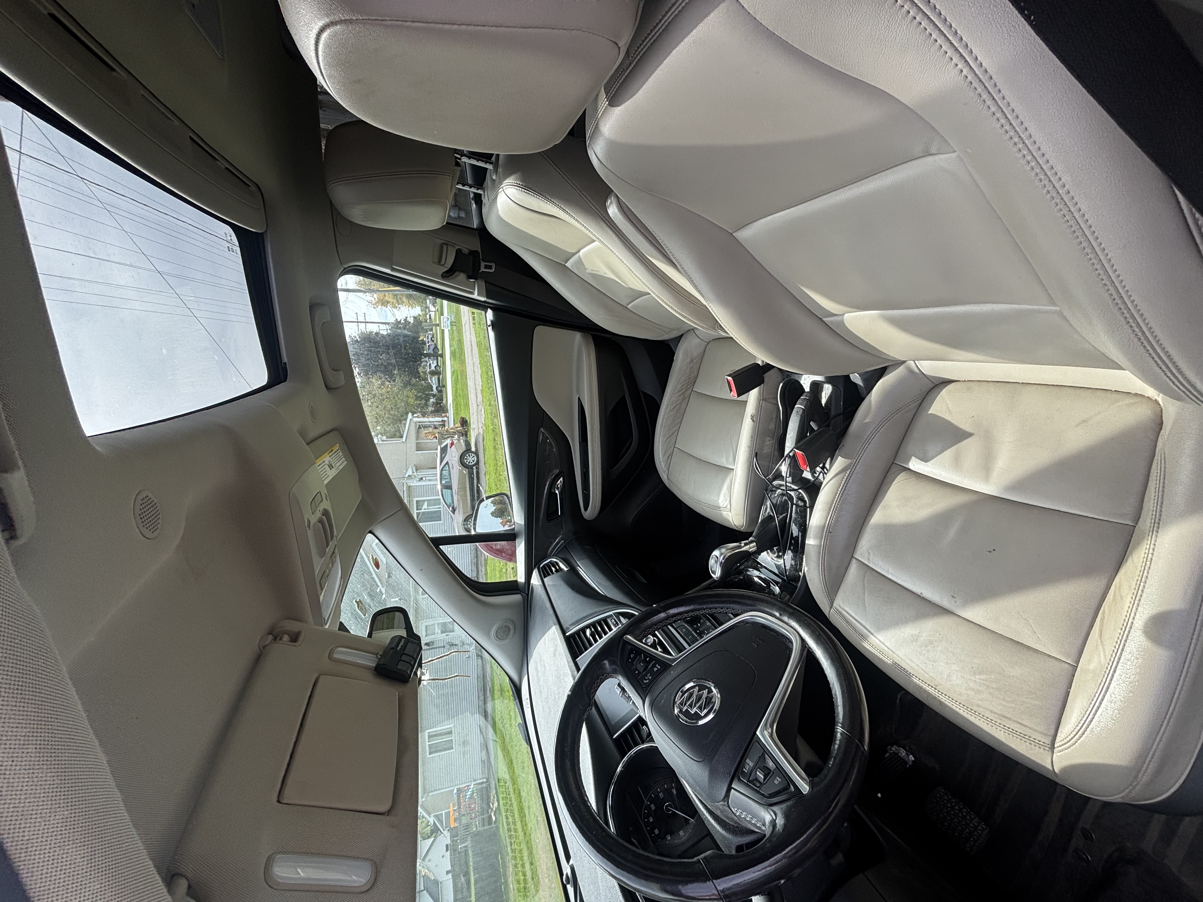 Used 2020 Buick Encore Essence w/ Experience Buick Package AWD/4WD image 10