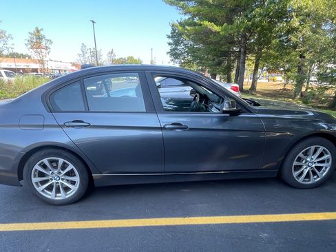 Used 2016 BMW 320i xDrive Sedan image 2