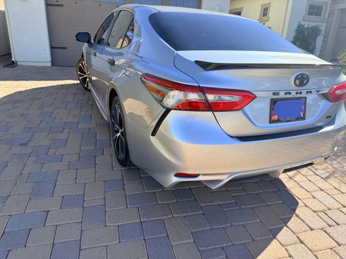 Used 2018 Toyota Camry SE w/ Protection Package (Q2) image 8
