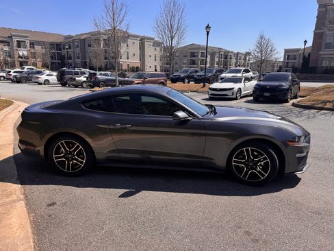 Used 2019 Ford Mustang EcoBoost Coupe 2D w/ Equipment Group 101A image 6