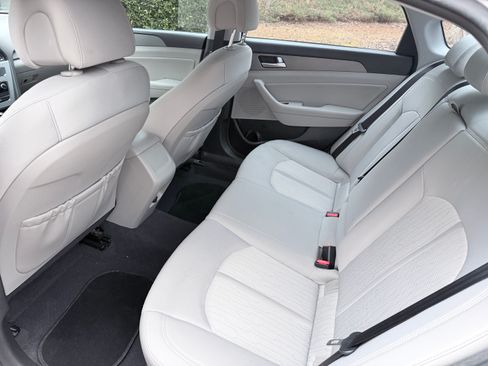 Used 2016 Hyundai Sonata SE image 6