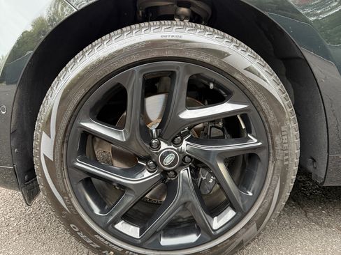 Used 2023 Land Rover Range Rover Sport SE Dynamic image 13