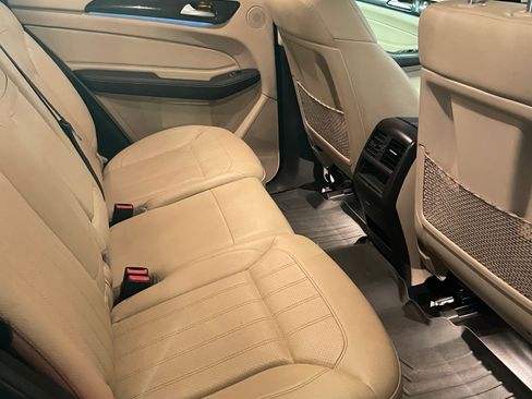 Used 2017 Mercedes-Benz GLE 350 image 6