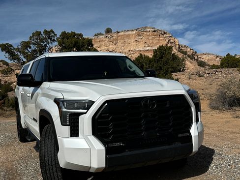 Used 2024 Toyota Tundra Limited w/ TRD Off-Road Package image 18