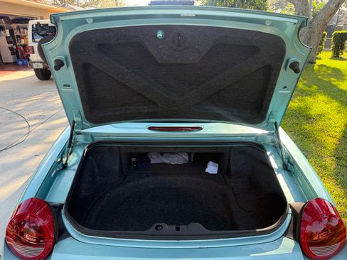 Used 2002 Ford Thunderbird image 6