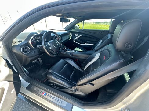 Used 2018 Chevrolet Camaro SS w/ Redline Edition RWD image 17