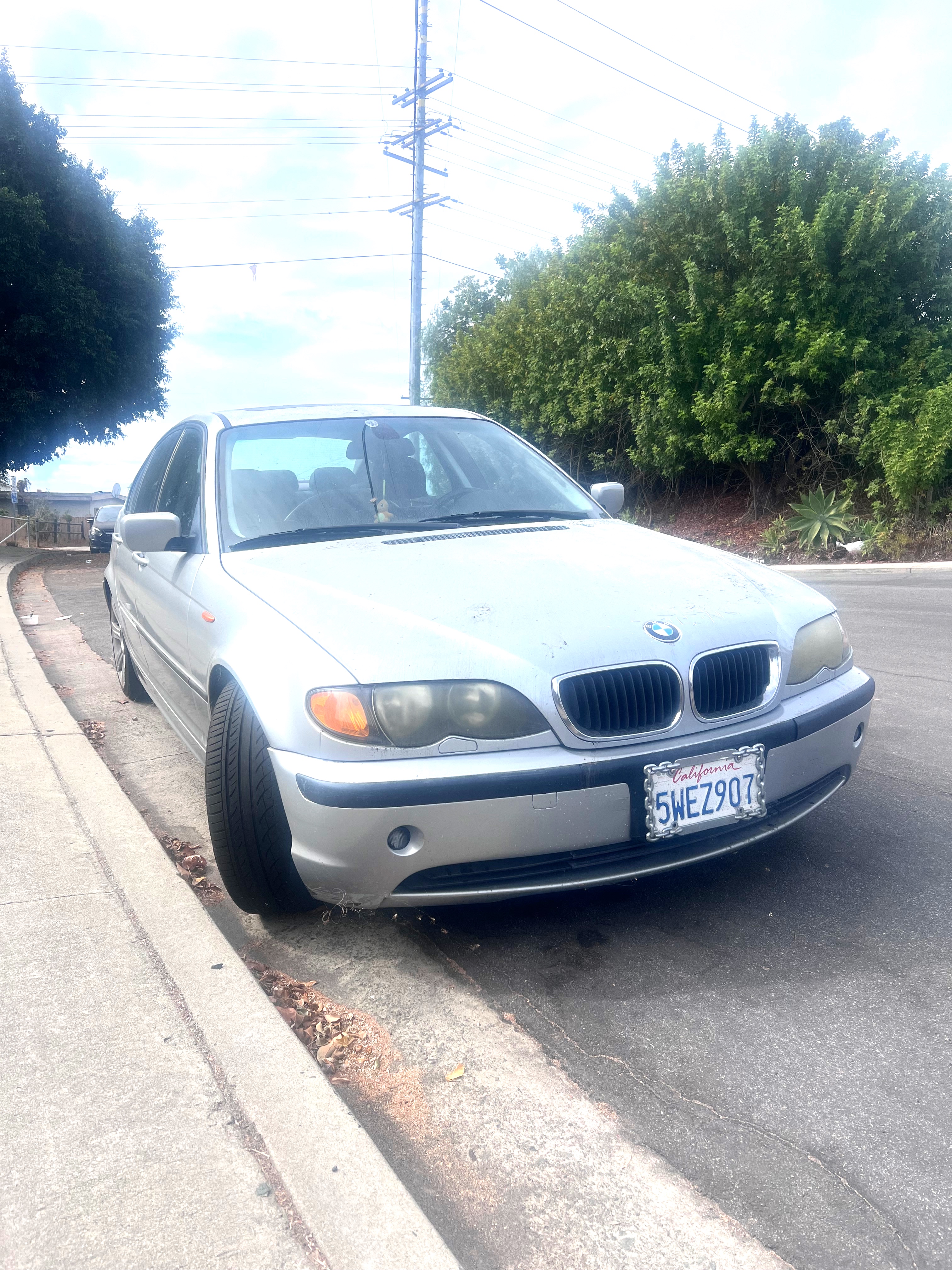 Used 2003 BMW 325i Sedan RWD image 3