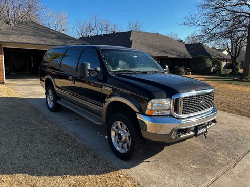 Used 2001 Ford Excursion Limited image 9