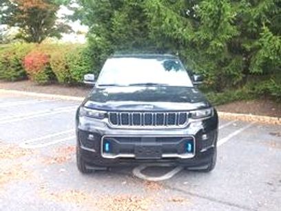 Used 2023 Jeep Grand Cherokee Overland
