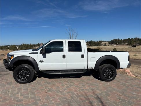 Used 2014 Ford F250 XLT image 2