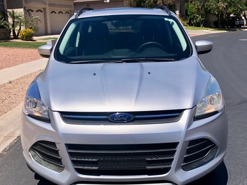 Used 2014 Ford Escape SE w/ Equipment Group 201A AWD/4WD image 2