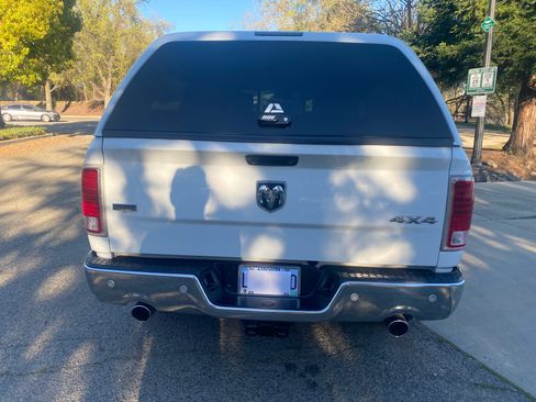 Used 2017 RAM 1500 Laramie w/ Convenience Group image 14