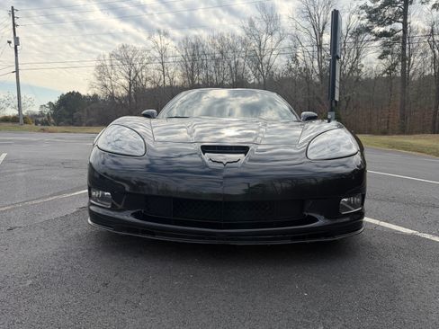 Used 2007 Chevrolet Corvette Z06 w/ Preferred Equipment Group RWD image 13